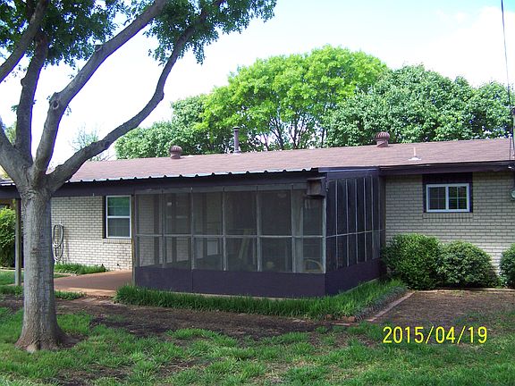 3rd image of 4625 University Ave #19