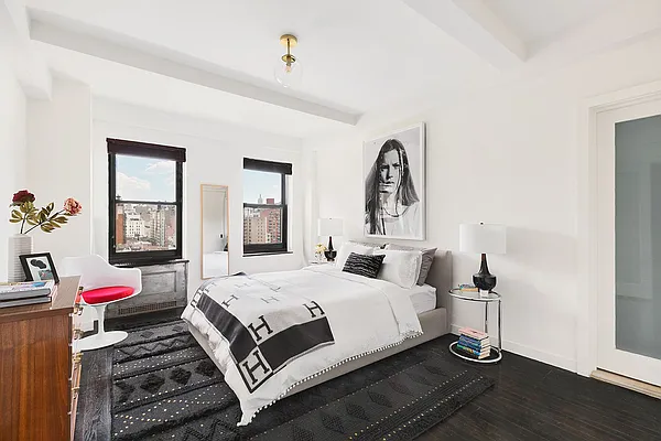 Sold by Compass | media 5