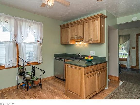 5th image of 4112 Germaine Ave