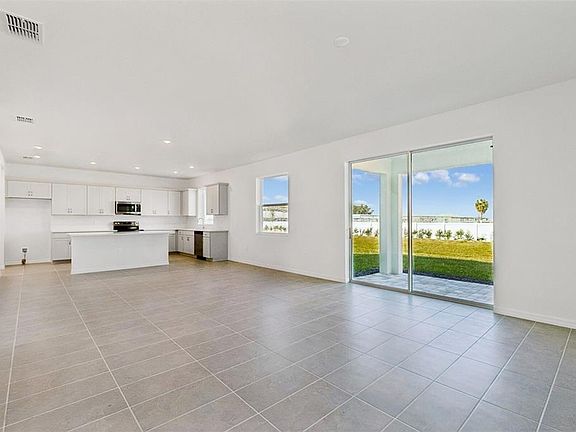 3rd image of 4714 Outhaul Run