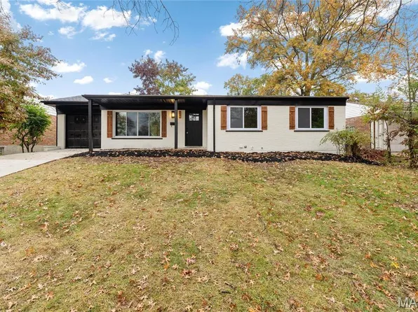 8646 Spoon Dr, Saint Louis, MO 63132
