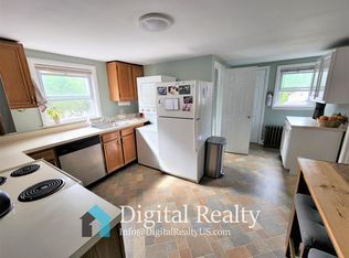 34 Robbins St #3, Waltham, MA 02453