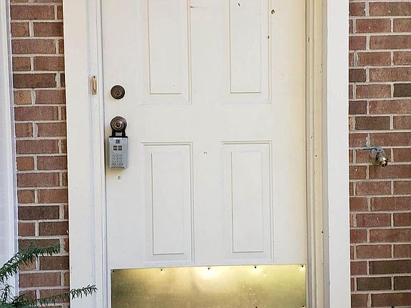 2nd image of 13115 Wren Hollow Ln