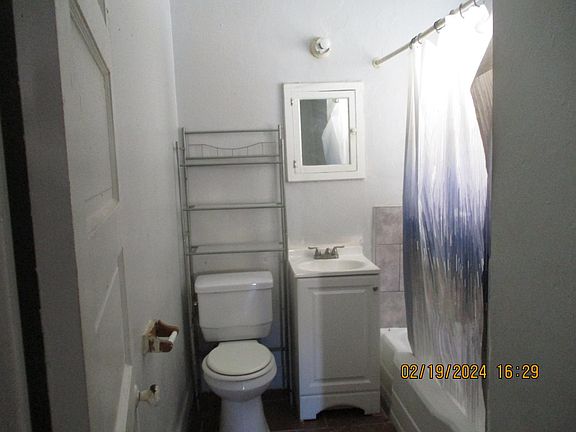 4th image of 715 4th St N #1