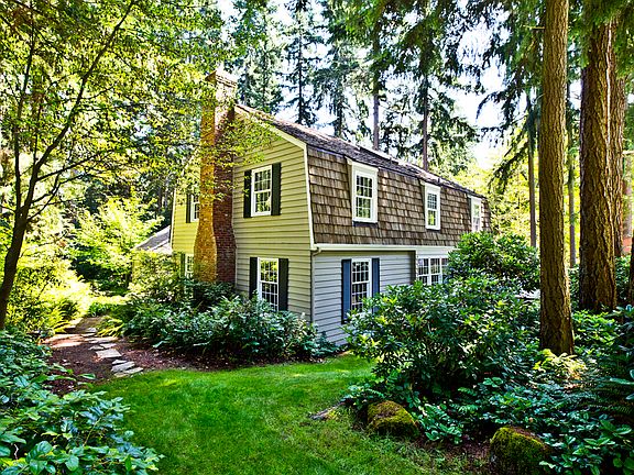 2nd image of 13611 NE 30th St