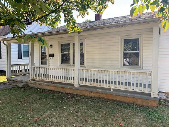 3rd image of 704 Mansfield Ave