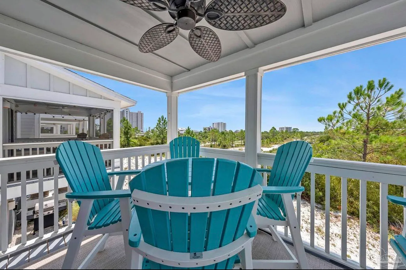 3 bed, 2.5 bath, 1712 sqft, $3,600 — Photo 4