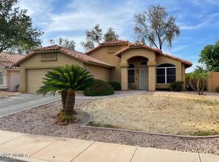 6916 E Lakeview Ave, Mesa, AZ 85209