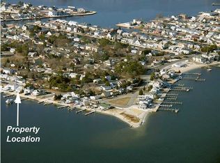 691 Bayview Dr, Toms River, NJ 08753