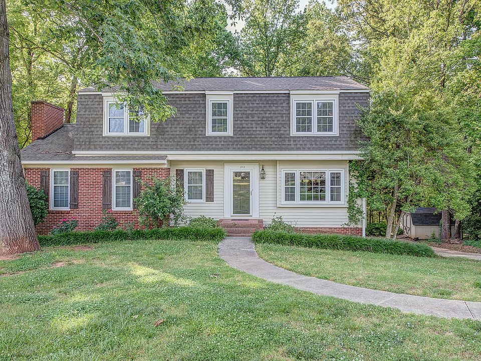 1st image of 212 Woodleigh Dr