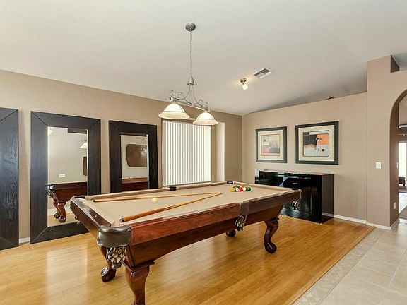 4th image of 1922 E Siesta Ln