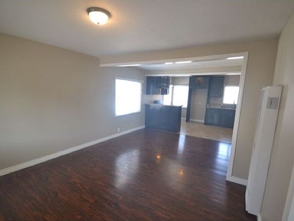 3rd image of 857 W 76th St