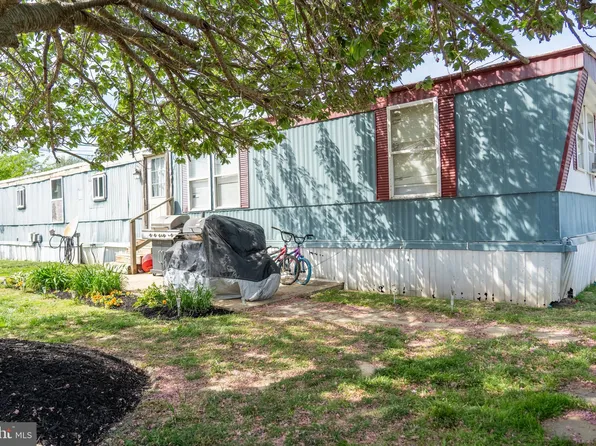 6 Woods End Rd, Dover, DE 19901