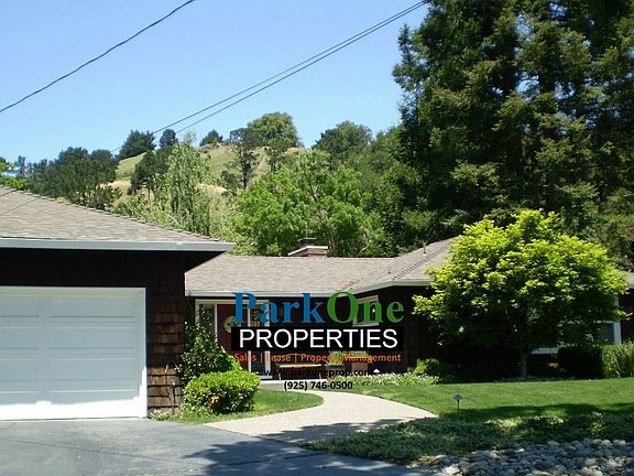 2nd image of 137 Lombardy Ln