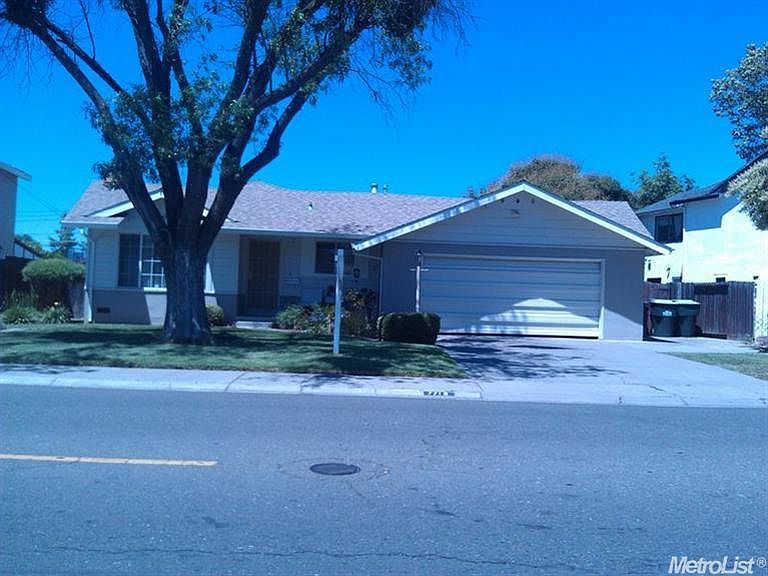 1st image of 7718 E Pkwy