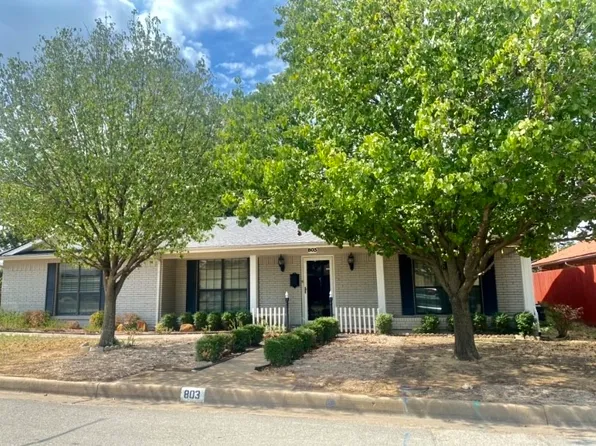 803 NW 7th Ave, Mineral Wells, TX 76067