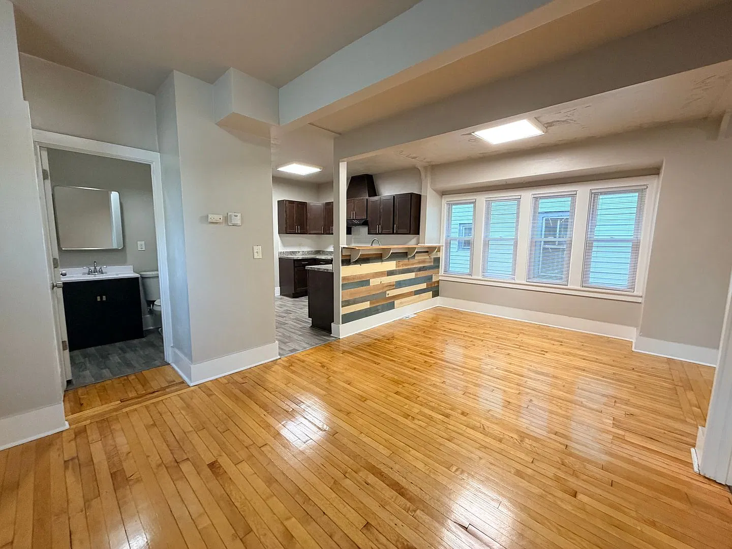 Renovated Open Concept 5BR/2BA Rent to Own Home with Garage — Photo 4