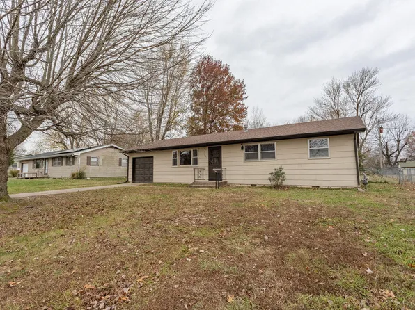 1101 S Griffith Avenue, Aurora, MO 65605