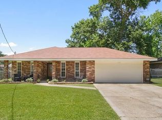 328 Mimosa Ave, Luling, LA 70070