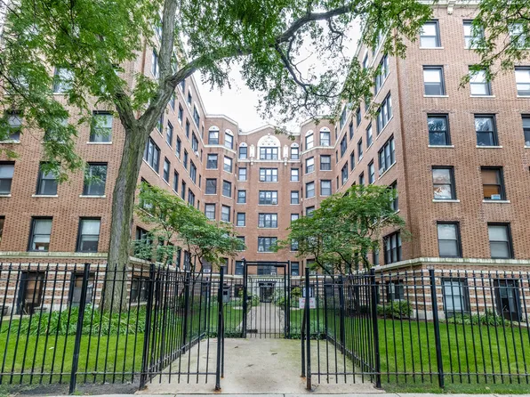 725 W Sheridan Rd APT 502, Chicago, IL 60613