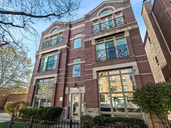 1033 W Taylor St APT 3E, Chicago, IL 60607