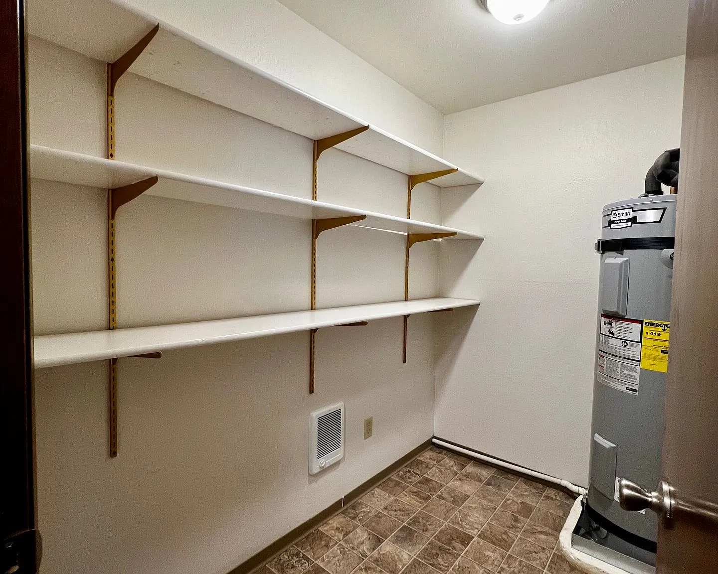 Union Gap Apartment - 4212 S 3rd Street — Photo 2