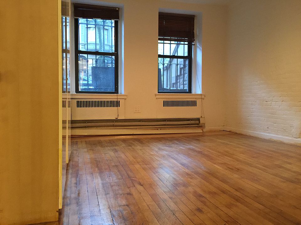 1st image of 26 W 95th St APT 4