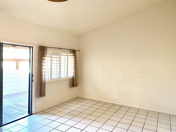 5th image of 3205 W Loma Ln Unit 5