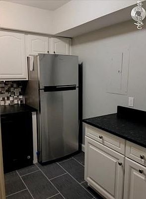 2nd image of 86 E Howard St Unit 205