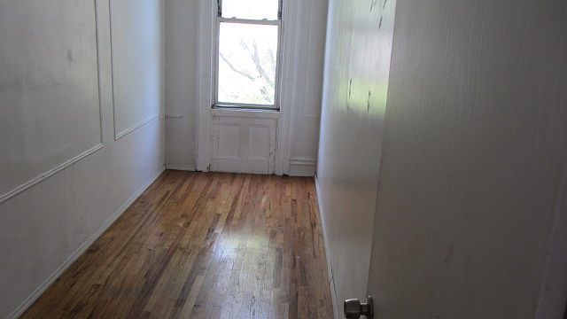 1st image of 220 Boerum St APT 3L