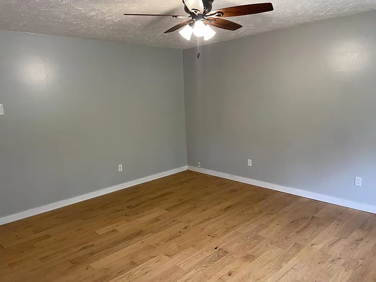 3663 Park Ln — Photo 4