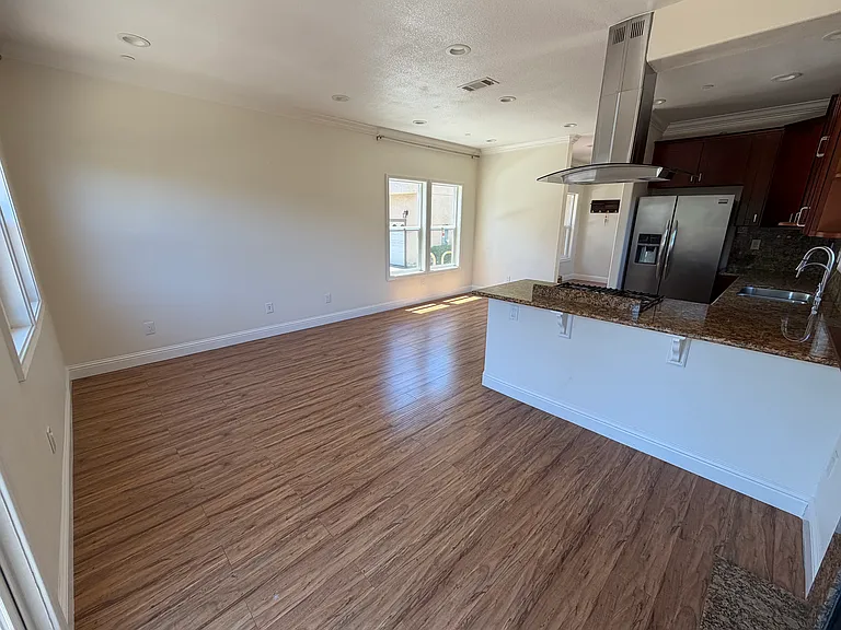 3511 Olsen Dr — Photo 2