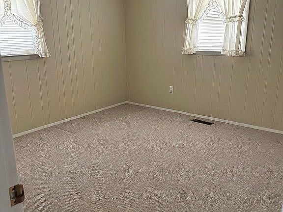 4th image of 1065 Poplar Springs Rd