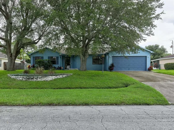 2273 SW Plymouth St, Port Saint Lucie, FL 34953