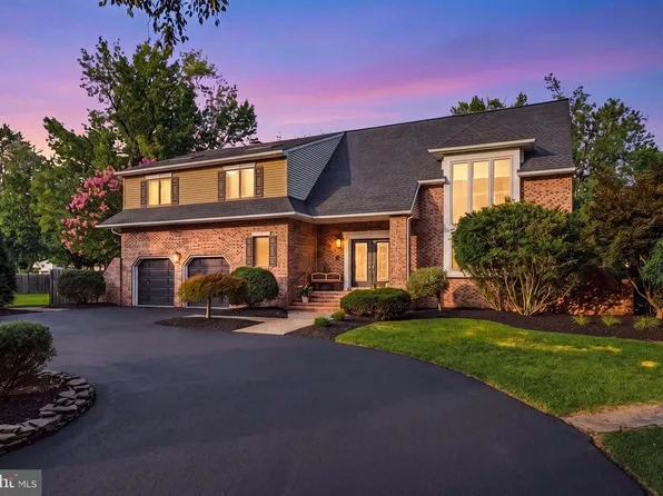 276 Greentree Rd, Sewell, NJ 08080