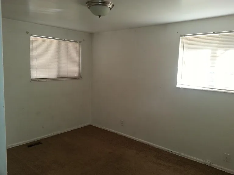 1282 E Pagos Ave — Photo 11