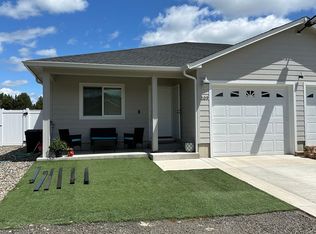 109 Oly Ln, Roseburg, OR 97471