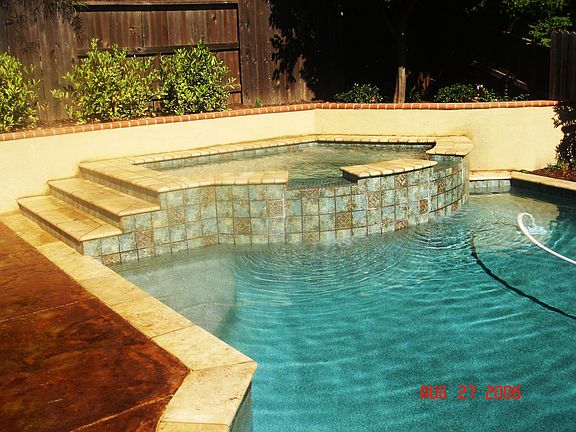 3rd image of 18 Slate Ct