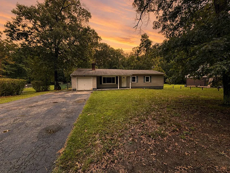 875 Bowman Rd — Photo 1