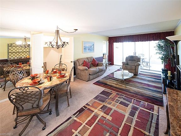 3rd image of 975 Palm View Dr #A-204