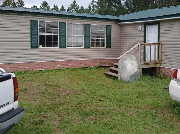1565 Franklin St, Darien, GA 31305