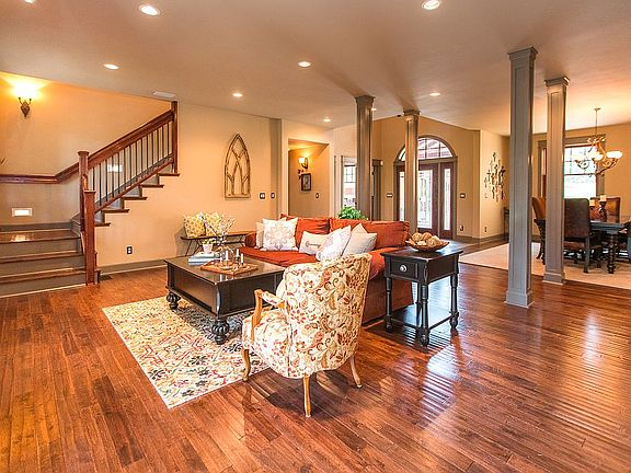 5th image of 3311 Wollochet Dr NW
