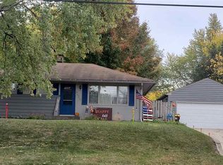 9426 Ritter Dr, Machesney Park, IL 61115