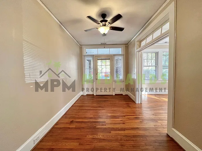 2 bed, 1.0 bath, 900 sqft, $1,250 — Photo 3