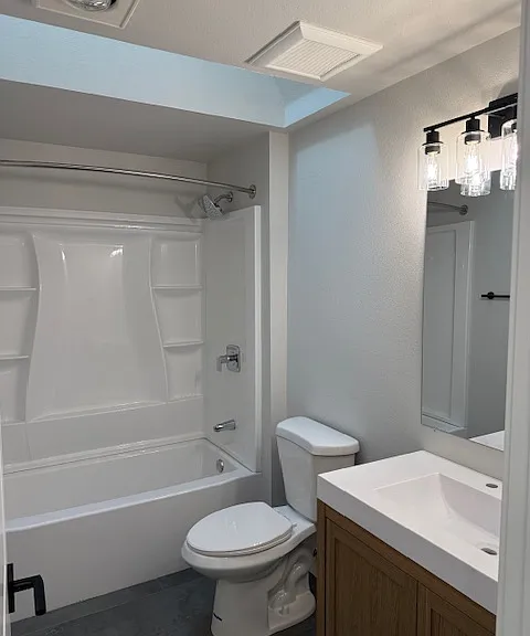 2112 Madison St #1 — Photo 13