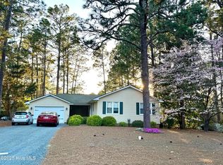 1360 Longleaf Dr E, Pinehurst, NC 28374