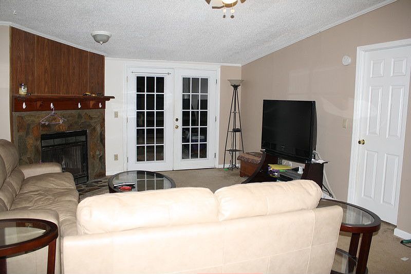 1st image of 125 Spruce Dr
