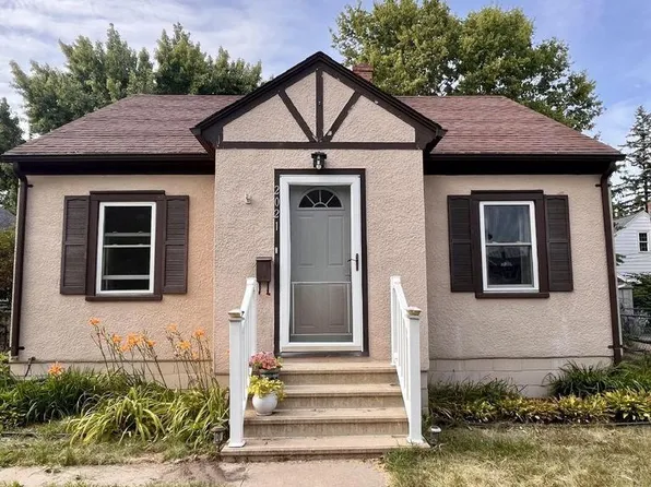 2021 Johnson STREET, La Crosse, WI 54601
