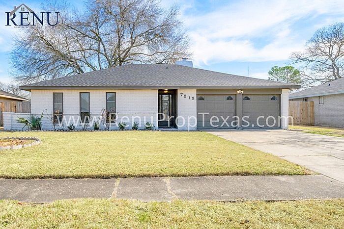 1st image of 7215 Bahia Ln