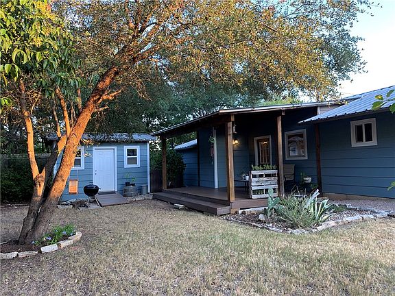 4th image of 24807 Martin Ln